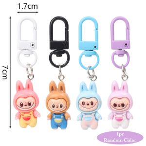 พวงกุญแจตุ๊กตาผ้ากำมะหยี่น่ารัก Labubu พวงกุญแจคู่รักการ์ตูนอะนิเมะสีสันสดใสพวงกุญแจคู่รักกระเป๋าเป้สะพายหลังที่สนุกสนานจี้ของขวัญสำหรับเพื่อน