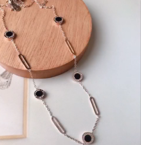 KALUNG WANITA BAHAN TITANIUM WARNA ROSE GOLD / AKSESORIS WANITA BAHAN TITANIUM / PERHIASAN FASHION BAHAN TITANIUM GIRLIE ACC