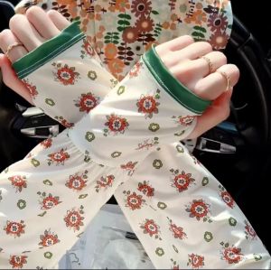 ปลอกแขนแขนเสื้อป้องกันแสง UV สำหรับขับรถลายดอกไม้ผ้าไหมน้ำแข็งปลอกแขนกันแดดปลอกแขนปลอกแขนป้องกันการถูกแดดเผา