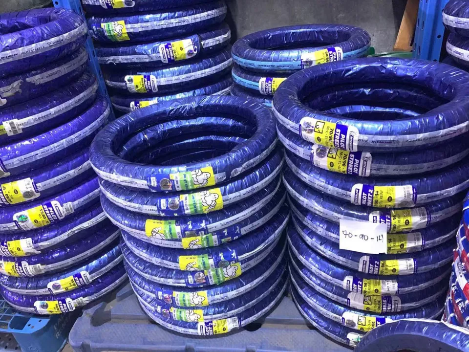 ORIGINAL MICHELIN TIRE PILOT STREET FOR MOTORCYCLE (GULONG)COD