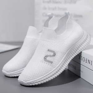 Slip On Casual Rubber Nurse Shoes For Women On Sale Fly Knitting Comfortable Mesh Shoes Low Cut Sneakers