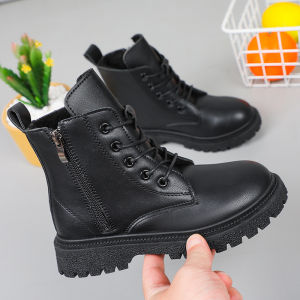 รองเท้าบูทมาร์ติน รองเท้าบูทข้อสั้น หนัง PU กันลื่น สไตล์เกาหลี สําหรับเด็กผู้หญิง และเด็กผู้ชาย ซิปด้านข้าง + เชือกผูกรองเท้า
