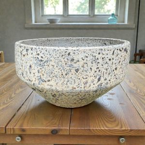 Flowerpotกระถางดินเผาทรงก้นเหลี่ยม วินเทจสไตล์ เก่า ๆ ขนาด 31 x 18 cm.