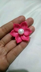 Bros Hijab 1 Set Murah: Bros Bunga, Bros Cantik, dan Pin Hijab yang Bisa Dipilih Warna via Chat