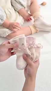 [Free Shipping] 24 Spring/Summer Seamless Ruffle Edge Socks for Infants and Toddlers Baby Anti-Slip Floor Socks with Small Floral Pattern and Ruffled Edges