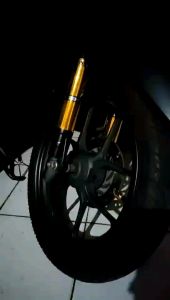 Covershock Depan Genio Scoopy FI Sporty Injeksi Karbu Cover Shock 2012-2022