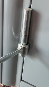 ช่องว่างบานพับประแจปรับได้ประตูแบบบานพับเครื่องมือซ่อมแซมบานพับช่องว่างประแจปรับได้ประตูแบบบานพับอุปกรณ์ปรับบานพับ