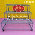 Kệ sắt V lỗ bậc thang 3 bậc GẮN BÁNH XE  Khung làm bằng V4 x4cm( bậc kệ làm bằng tấm vỉ sắt ) nhiều kích thước. 