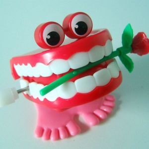 ZENDO12 Mini cho trẻ em Bập bẹ làm răng giả Nhựa Răng hoa hồng Đồ chơi đồng hồ Wind Up Clockwork Toy Hình dạng răng đi bộ