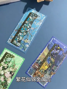 Elegant Flower Bookmarks with Chain Hollow Metal Bookmarks Book Page Divider Book Page Holder for Book Lover Student