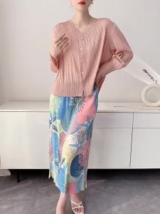 Miyake เสื้อมีจีบสีทึบแฟชั่นแขนยาวคาร์ดิแกน # S-1159.