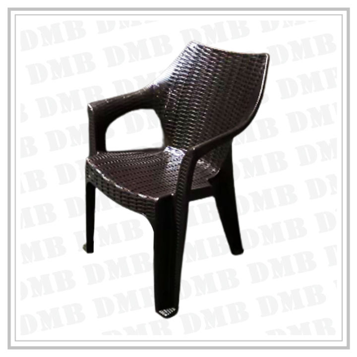 Jolly Everest Arm Chair Brown JP2033 Traditional Armchair Design