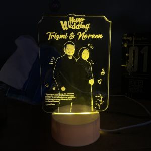 gift box lampu akrilik custom gambar dan tulisan tebal akrilik 2mm stand bulat