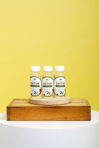 MINYAK PIJAT RN ZAITUN 100ML PUTIH -  RN VANILLA - MINYAK PIJET - ZAITUN PIJET - MASSAGE OIL - OLIVE OIL - SPA OIL - RN OIL - MINYAK ZAITUN RN 100ML - MASSAGE OIL [BPOM] RI