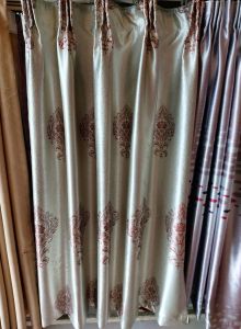 ผ้าม่าน สำเร็จรูปลายสลับสี