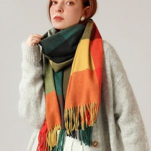 JEWELRY หนาขึ้น สาวๆ พู่ห้อยคอ เสื้อกันหนาวเสื้ออบอุ่น แบรนด์หรูหรู ผ้าพันคอ Pashmina ผ้าพันคอสไตล์เกาหลี ผ้าพันคอลายสก๊อตผู้หญิง ผ้าพันคอผ้าคลุมไหล่ฤดูใบไม้ร่วงและฤดูหนาว ห่อผ้าคลุมไหล่อบอุ่น