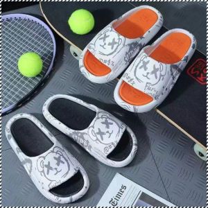 รองเท้าแตะในห้องน้ำ ปรับขนาดได้ ยืดขาของคุณ รองเท้าในร่ม น่ารัก ให้อบอุ่น บรรเทาความกดทับเท้า