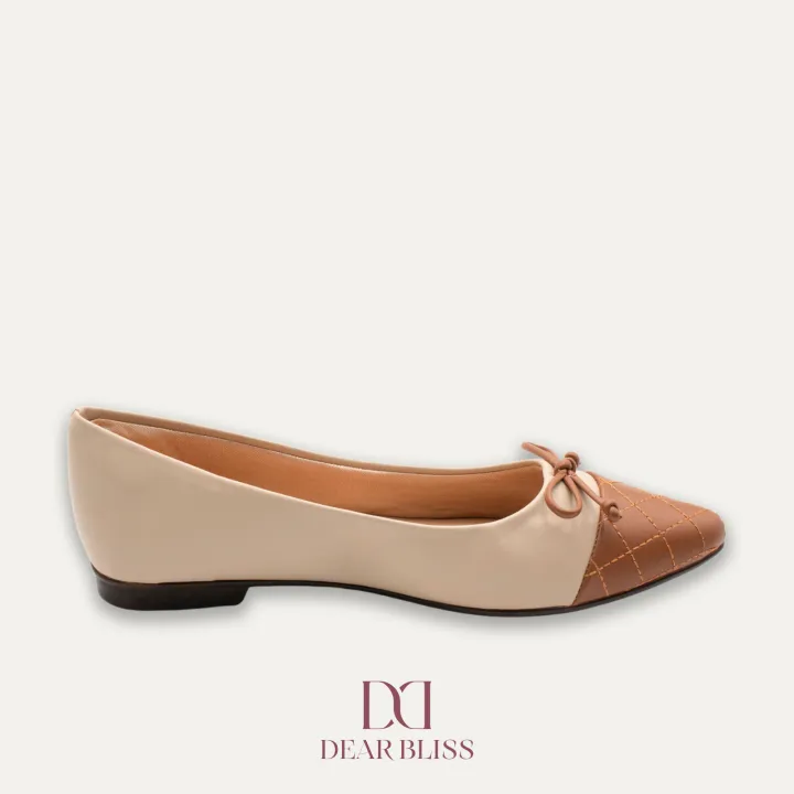 DEAR%20BLISS%20Camila%20Bow%20Two-Tone%20Cream%20Pointed%20Flats%20-%20Image%203
