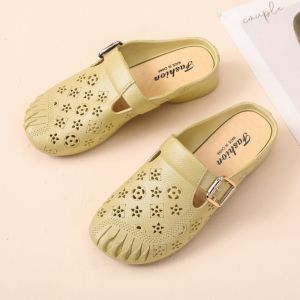 GEYU Soft PVC Slippers Women Hollow Flower Non-Slip Beach Flats Slippers Simple Half Drag Slides Sandals Bath