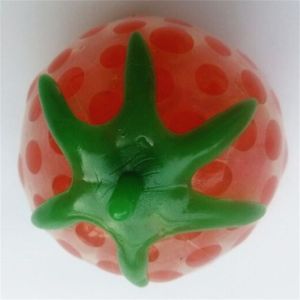 MAOMEI STORE Tương tác giữa cha mẹ và con cái Trẻ em Đầy màu sắc Xốp dâu tây Đồ chơi trẻ em Trái cây Bóng Hạt dâu tây Đồ chơi bóp giảm căng thẳng Đồ chơi bóp Đồ chơi bóng căng thẳng