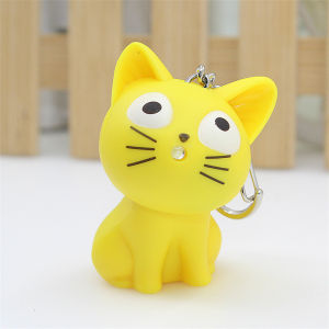 <พร้อมใช้งาน> 1ชิ้นพวงกุญแจหวานๆสำหรับใส่ในบ้านทำจากพลาสติก ABS มีไฟเสียง LED ห้อยตุ๊กตาแมวของขวัญตามเทศกาล