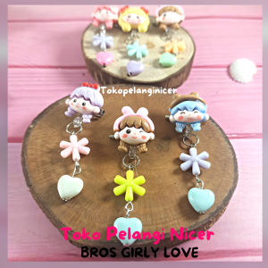 SATU BROS CLAY KARAKTER GIRLY LOVE- BROS KECIL LUCU- BROS HIJAB - BROSS ANAK - BROS MINI HANDMADE