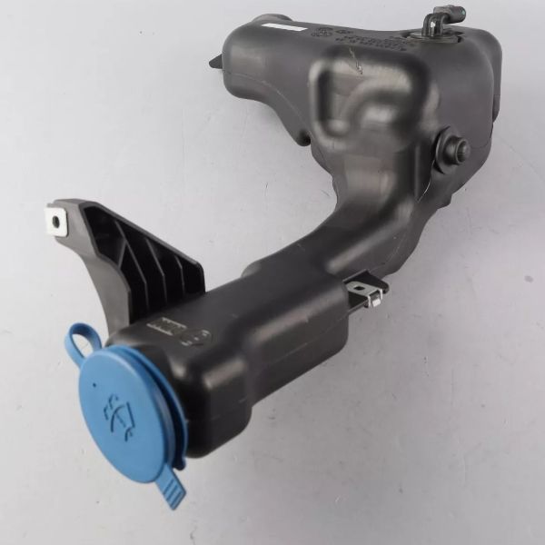 Windshield Washer Fluid Reservoir Tank For MercedesBenz Class W204