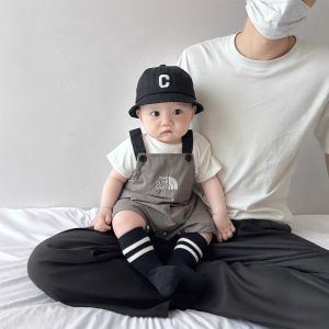 ชุดเอี๊ยม/ชุดรอมเปอร์สุดเท่สำหรับเด็กอายุ 0-3 ปี เสื้อและกางเกงผ้าฝ้ายสำหรับเด็กชายและเด็กหญิง เหมาะสำหรับฤดูร้อน