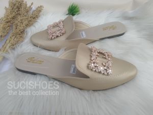 sendal slop wanita kece kekinian mewah simpel elegan stylish dan trendy model  korean style