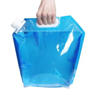 Túi chứa nước mềm có vòi đổ tiện lợi khi sử dụng