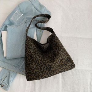 Korean INS Retro Fashion Leopard Print Shoulder Casual Commuter Tote Bag Underarm HandBag ForWomen