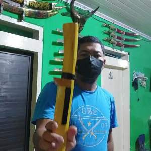 Golok Sembelih Baja Per Willys Klasik Kuning Limited Edition