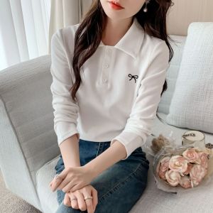 AMMIN Korean Style Simple Solid Color Button Polo Collar Design Long Sleeve Casual T-Shirt for Women Spring Autumn 2025 New Exquisite Bow Embroidery Design Elegant Blouse