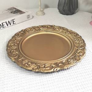 พร้อมส่ง ถาดทองลายสลักขอบสวยงาม จานทอง หรูหรามาก ทำจากพลาสติกpp พร็อพถ่ายรูป
