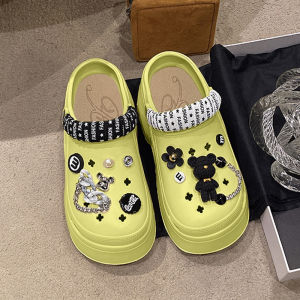 LHSunshine ฮิตฮอต รองเท้าหัวโตแบบสวมแฟชั่น พื้นหนาใส่สบาย รองรับน้ำหนักเท้าได้ดี ใส่แล้วขับผิว สีสวยมากแม่ มีตัวติดสุดเท่ห์แถมไปด้วยบอกเลยว่างานดี สวยมงลงงง