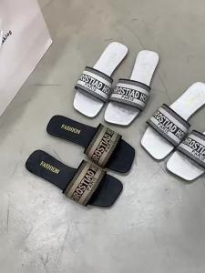 [Free Shipping] New Autumn Flat Slippers With Embroidered Letters New Outdoor Wear-Resistant Slippers For Outdoor Use
