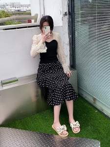 [Free Shipping] New Maple Leaf Bow Slippers For Women Versatile Summer Outdoor Wear Flat Non-Slip Fashion Sandals For Female Students