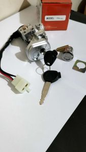 KUNCI KONTAK SET SUPRA X 125 FI PGM INJEKSI PLUS KUNCI JOK KOMPLIT Suku Cadang Motor Injeksi Aksesori Motor Hitam - Lazada