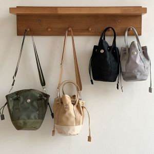 ERYRG สไตล์เกาหลีแบบ กระเป๋าทรงถังแบบหูรูด กระเป๋าถือแบบถือ กระเป๋าใส่เงิน ถุงตะกร้าผัก หวานหวานแหววว กระเป๋าใส่โทรศัพท์มือถือ กระเป๋า Crossbody ขนาดเล็ก สำหรับผู้หญิง