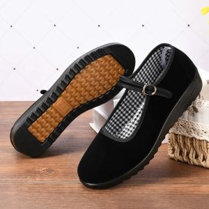 2023 ใหม่รองเท้าผ้าปักกิ่งเก่าระบายอากาศได้นุ่มแต่เพียงผู้เดียวรองเท้าทำงานสีดำรองเท้าสบาย