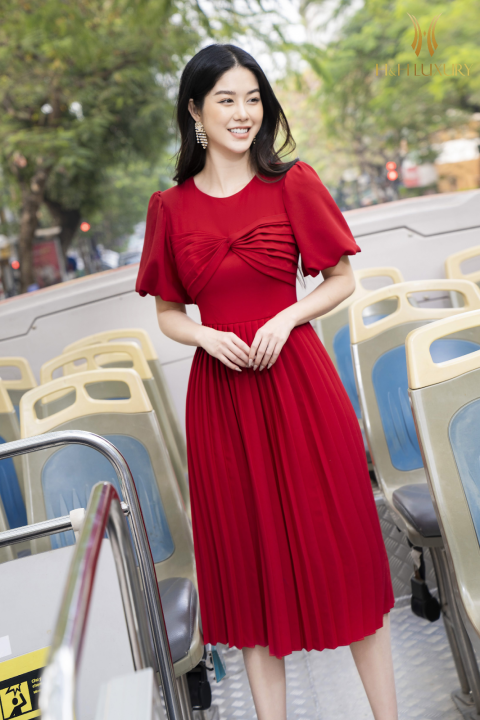 Những mẫu váy đầm dự tiệc cực sang chảnh cho cô nàng thêm tự tin - Thời  trang - Việt Giải Trí