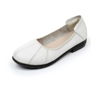 รองเท้าส้นเตี้ยหนังวัวแท้สีพื้นของผู้หญิงรองเท้าโบ๊ทชูส์หัวกลมพื้นนิ่มสำหรับผู้หญิง