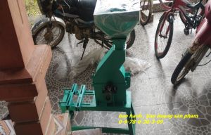 KHUNG MÁY NGHIỀN BỘT . MIỄN SHIP