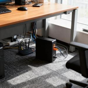 TXE367 Gigabit Switcher 4 Port Desktop Design IEEE802.3 Compliance Auto Sensing RJ45 Connection