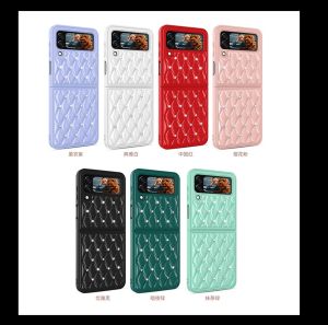 Z Flip 3/4 Lamb Pattern Diamond Embedded Luxury Phone Case Cover