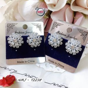 Khuyên Tai Nữ T2238 Thời Trang Mạ Bạc Mặt Hình Hoa Siêu Xinh Cho Nàng