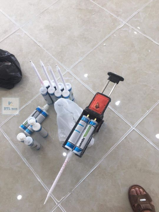 Saveto%20Keo%20ch%C3%ADt%20m%E1%BA%A1ch%20g%E1%BA%A1ch%20%C4%91%C3%A1%20g%E1%BB%91c%20Epoxy%20cao%20c%E1%BA%A5p%20v%E1%BB%9Bi%2022%20m%C3%A0u%20(Ch%E1%BB%91ng%20R%C3%AAu%20M%E1%BB%91c%20+%20Ch%E1%BB%91ng%20B%E1%BB%A5i%20B%E1%BA%A9n%20+%20B%E1%BB%81n%20M%C3%A0u%20)%20-%20Image%208