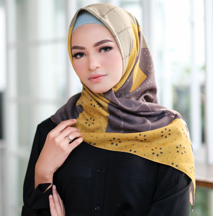 BJM-PROMO Bandarnya Jilbab Murah Jilbab / Hijab / Kerudung Segi Empat