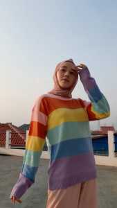 AZALEA LOLIPOP / Sweater & Cardigan / Sweater Wanita / Sweater Rajut / Sweater Rainbow / Sweater Belang / Sweater Garis / Sweater Korean Style / Sweater Rajut wanita / Sweater Jalur / Sweater Terbaru 2020 / Baju Rajut Wanita Korea