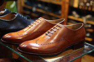 Giày tây patina da bò ý nhập cao cấp siêu mềm màu bò đen nâu